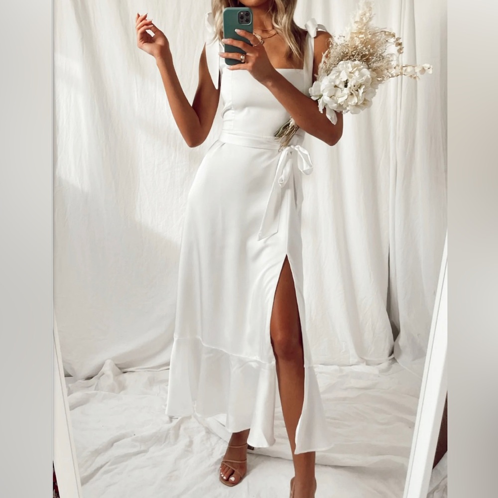 Show Me Your Mumu White Garden Midi Dress